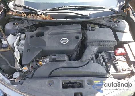 2015 Nissan Altima 2.5 S из США, поврежденный, VIN 1N4AL3AP8FN362880